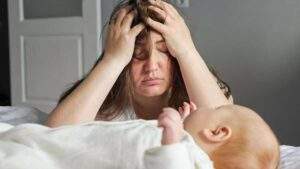 Postpartum Depression Medical expert advises men to assist wives after