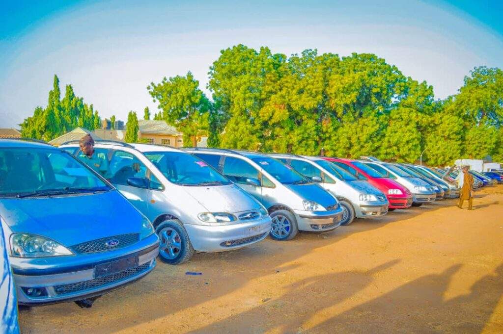Sen Barau Jibrin distributes 60 cars in Kano — Daily
