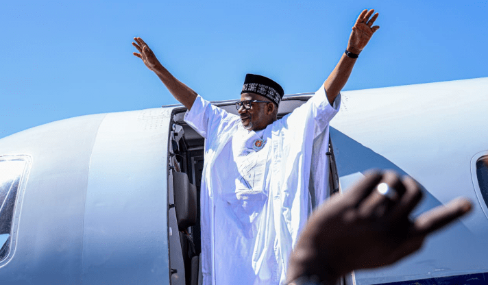 Supporters welcome Bauchi gov after SCourt victory