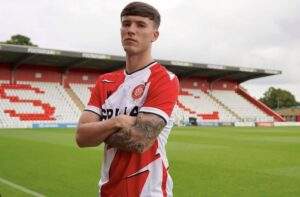 Transfer McNeill returns to Man Utd