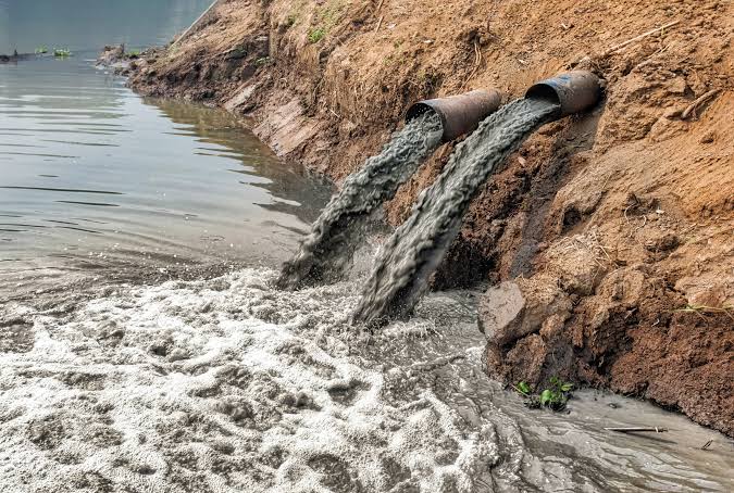 Water pollution in Abia as unknown coy discharges industrial waste