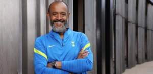 EPL Nottingham Forest Boss Santo Confirms Awoniyis Fresh Injury 300x145