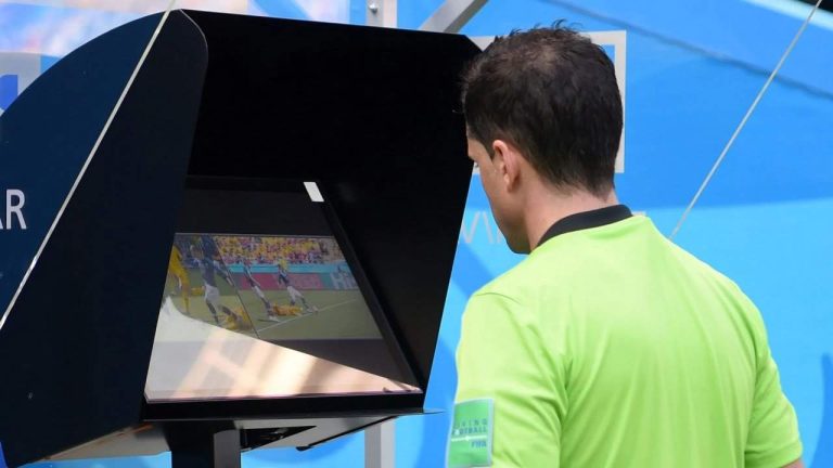 EPL Youre meant to help VAR criticized after Liverpools