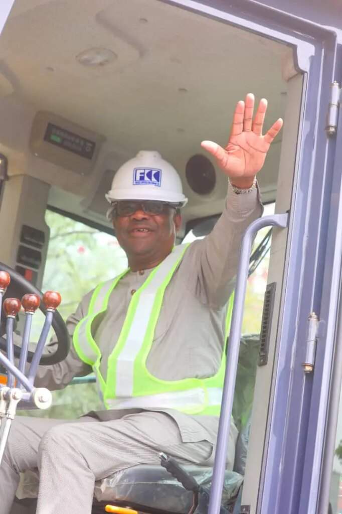 FCT What Im doing in Abuja goes beyond political party FCT What Im doing in Abuja goes beyond political party