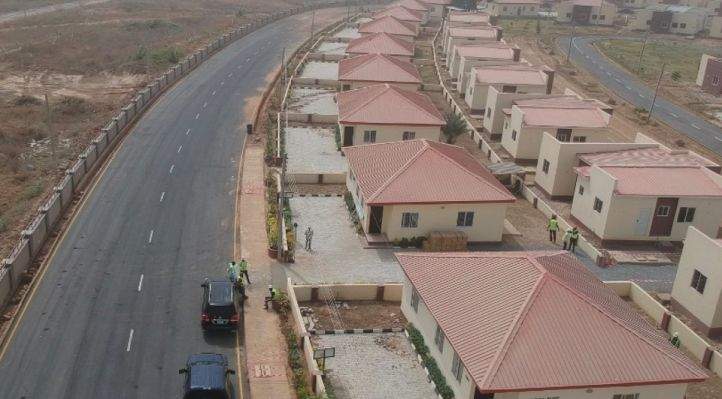 Kano govt set to control illegal private layouts — Daily