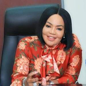 Nigerian Govt Begs Construction Workers To Shelve Planned Strike — 300x298