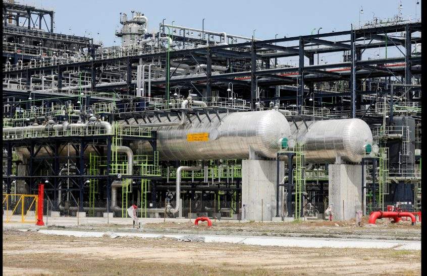 Nigerias Dangote refinery mulls first fuel cargo export