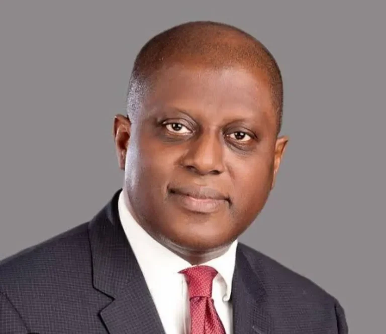 Nigerias outstanding forex backlog drops to 22bn from 45bn