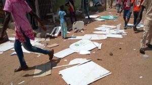 Thugs Disrupt Rerun Election In Enugu Constituency — Daily Nigerian 300x168
