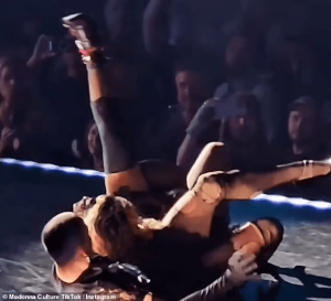 Madona Tumbl 300x273