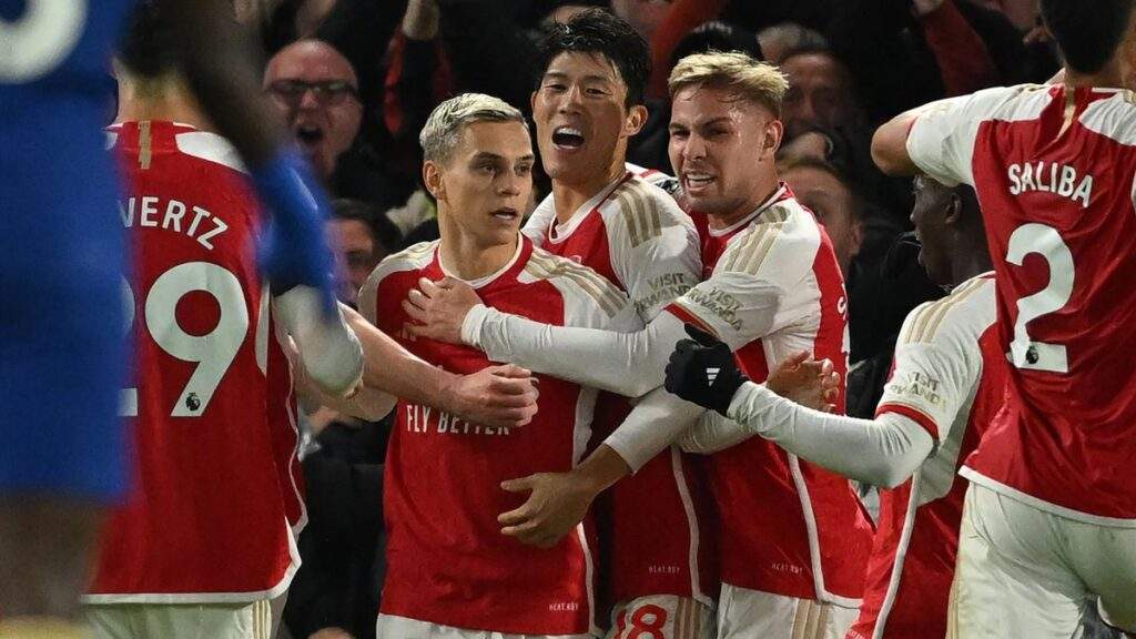Arsenal Manager Arteta Prepares Full Squad for Champions League Clash