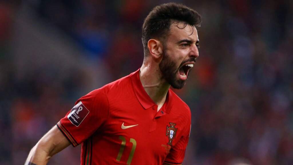 Bruno Fernandes explains why he let Marcus Rashford take penalty