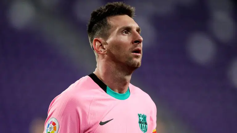 Daily Mails Top 10 Footballers of All Time Messi Claims