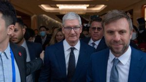 Elite Gathering At China Development Forum Western CEOs Meet Chinese 300x169