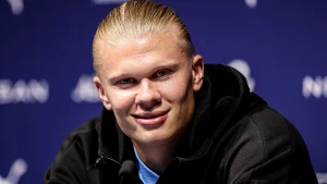 Erling Haaland Praises Manchester Uniteds Rasmus Hojlund For Promising Debut 300x169