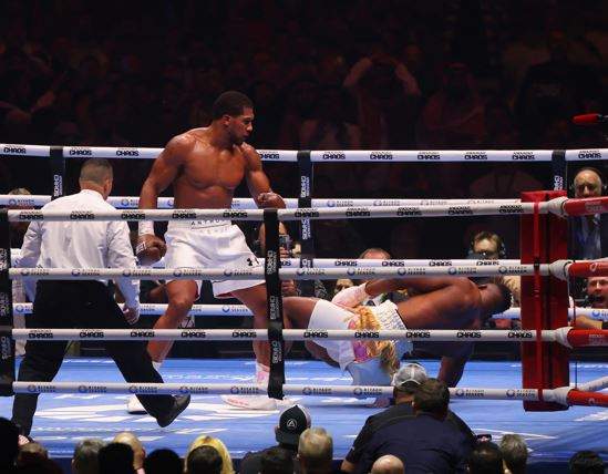 Joshua Dominates Ngannou in Knockout Chaos Card Parker and Vargas