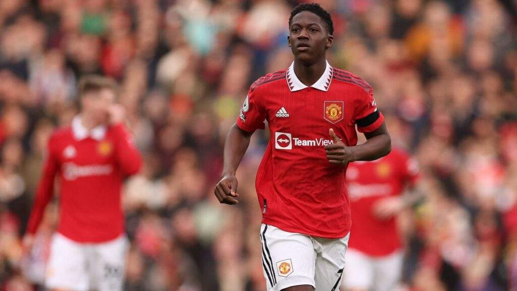 Manchester United Midfielder Kobbie Mainoo Dreams of Following in Rooney