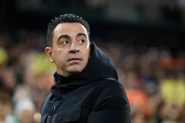 Xavi Hernandez Expresses Admiration for Napolis Lobotka Ahead of Barcelona