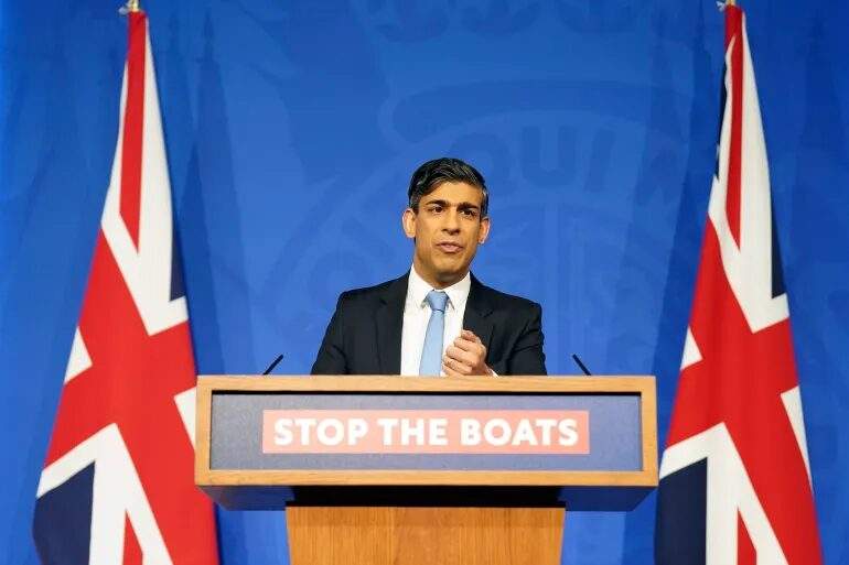 uk stop boats