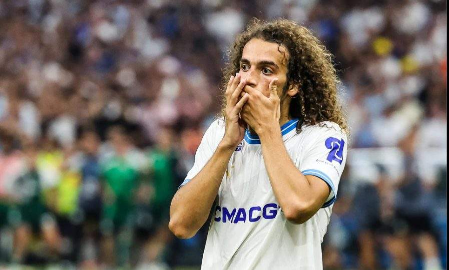 Radja Nainggolan Slams Matteo Guendouzi as Idiot in Roma Lazio Derby
