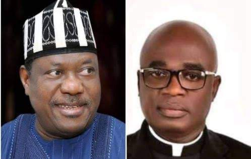 Tiv Traditional Council Mediates Peace Between Gov Alia and Sen