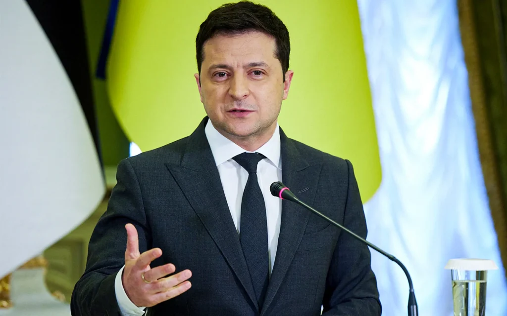 Ukraines President Zelensky Warns of Russias Plan to Mobilize 300000