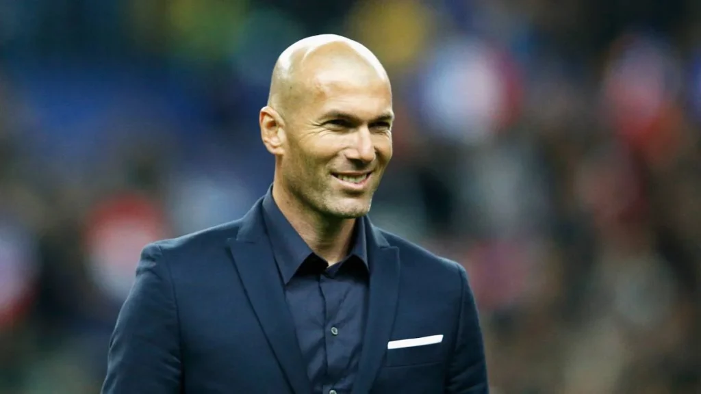 Zinedine Zidane Leaning Towards Manchester United Over Bayern Munich