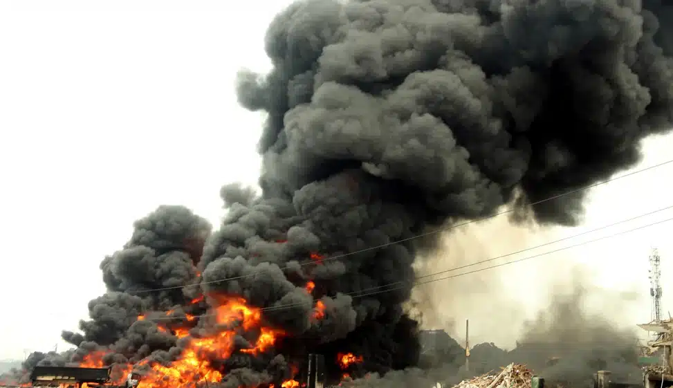 EXPLOSION
