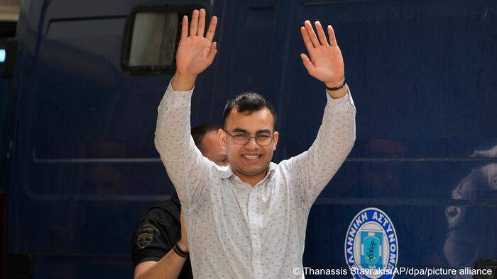 egyptian released from greek prison thanassis stavrakis ap dpa picture alliance