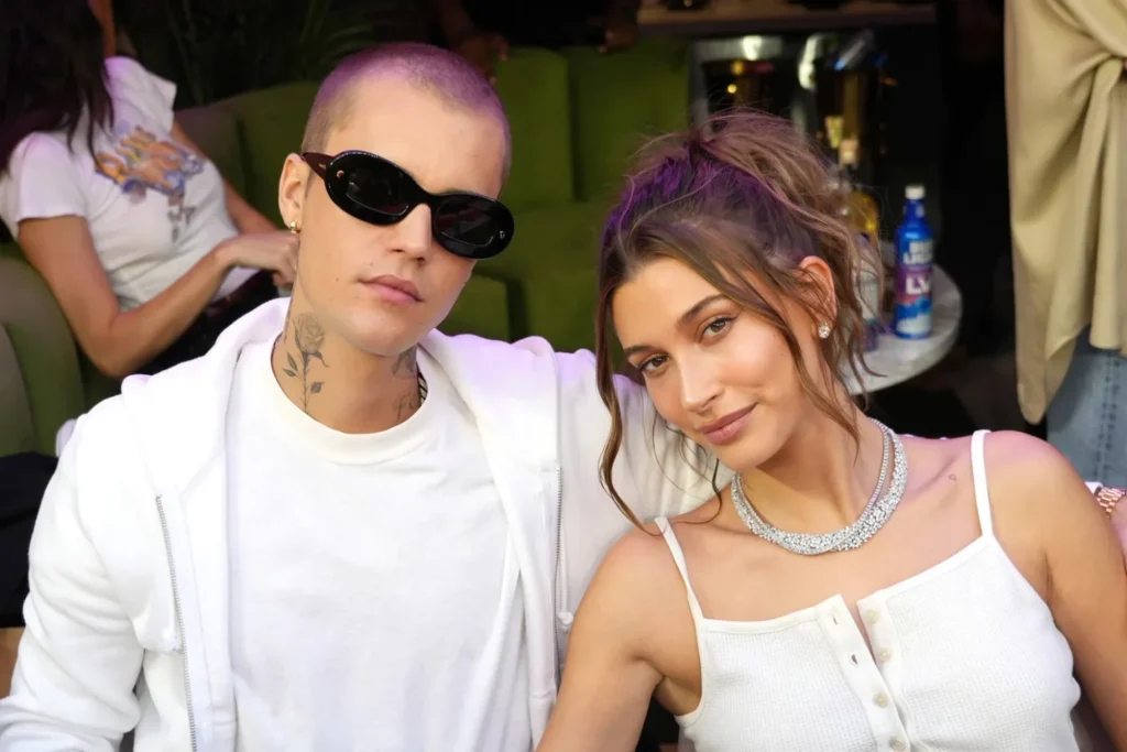 hailey bieber pregnant 1536x1024 1