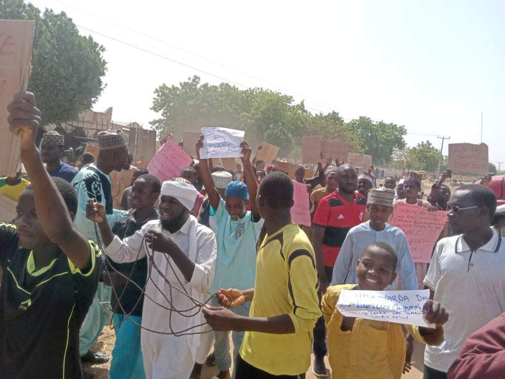 kANO pROTEST