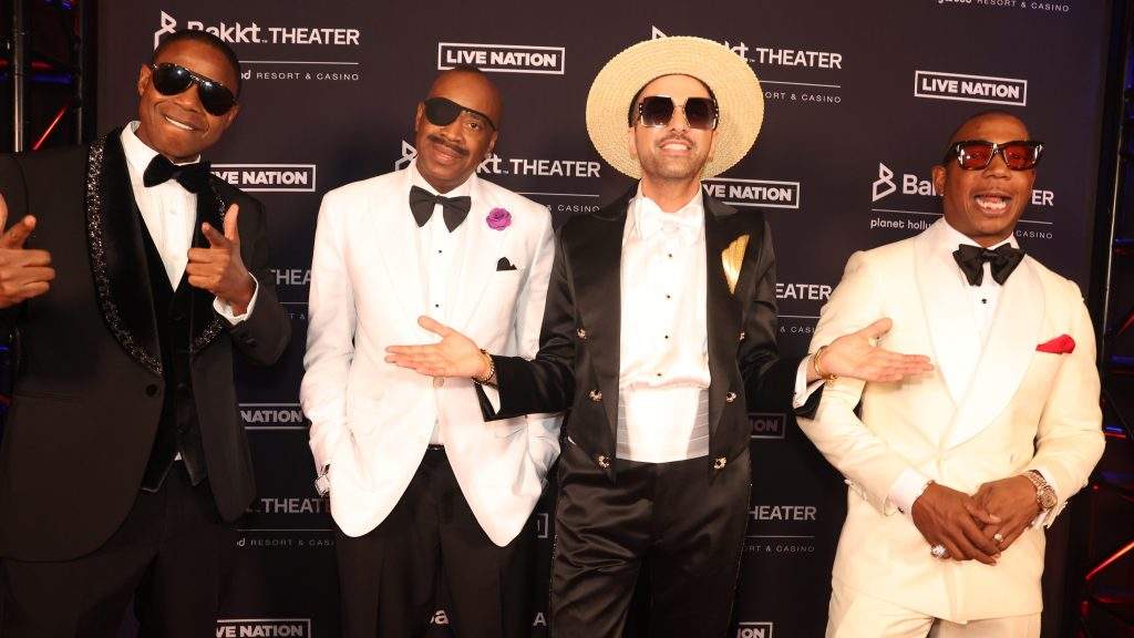 DJ Cassidy's Iconic Las Vegas Residency: "Pass the Mic" Live!