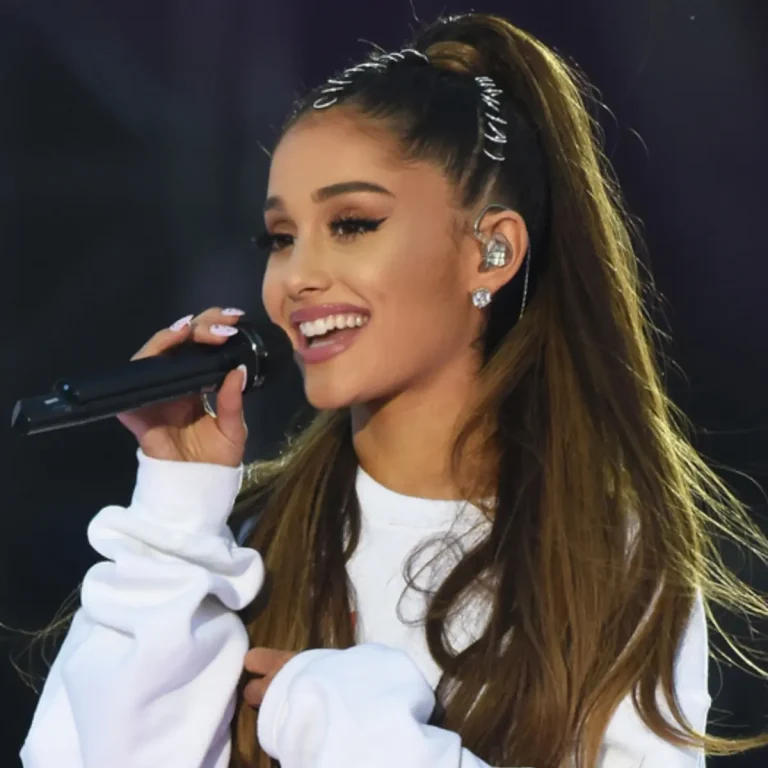 Ariana Grande Endorses Kamala Harris for President