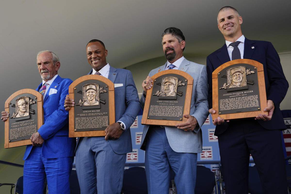 Baseball Hall of Fame Inductees Celebrate Their Journey to Cooperstown ...