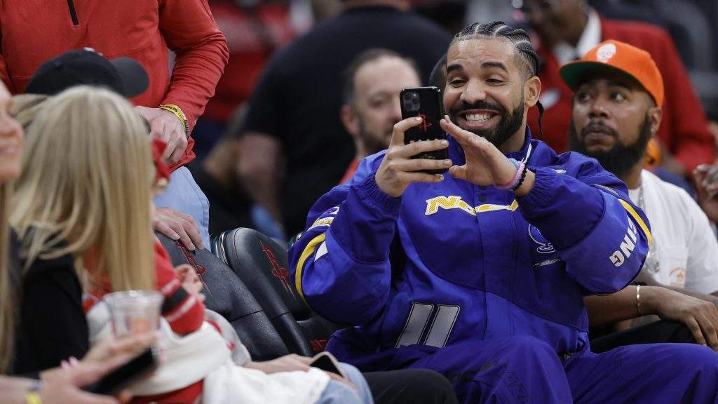 Drake Fans Fire Back with "Family Matters" Video Game