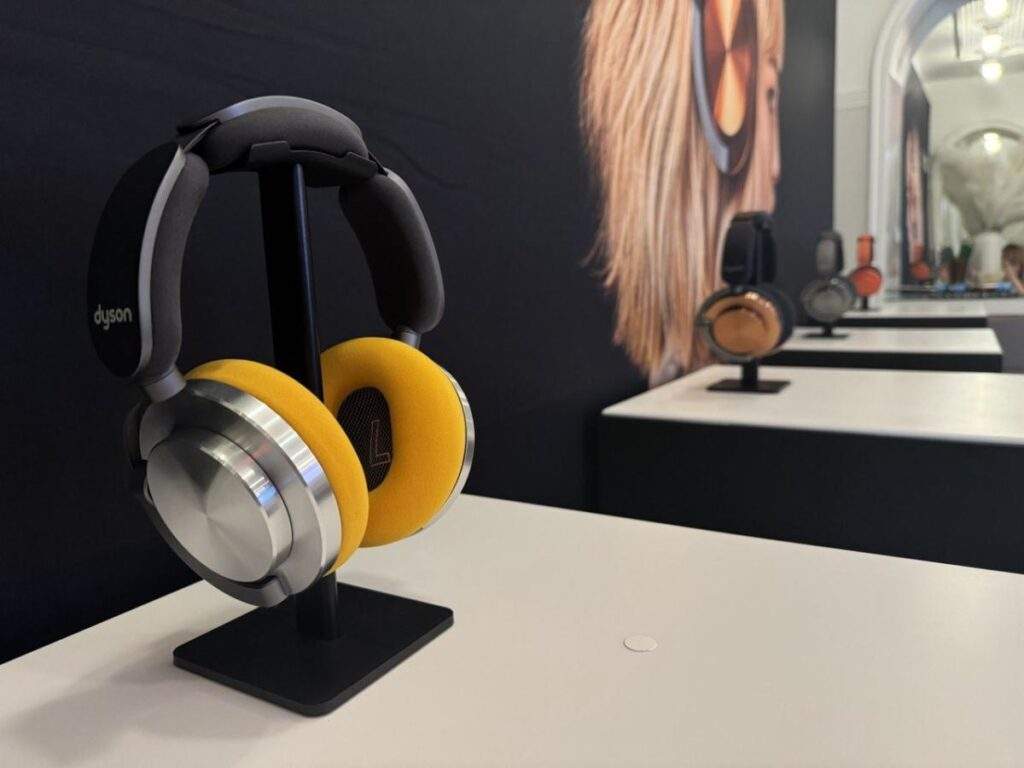 Dyson Unveils OnTrac Audio Only Headphones with Active Noise Cancellation