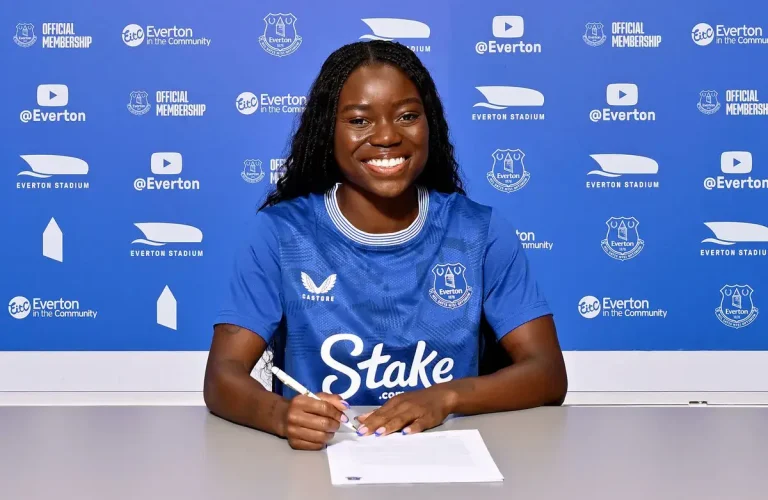 Everton Delighted with Toni Payne's Arrival, Hails Her Versatility and