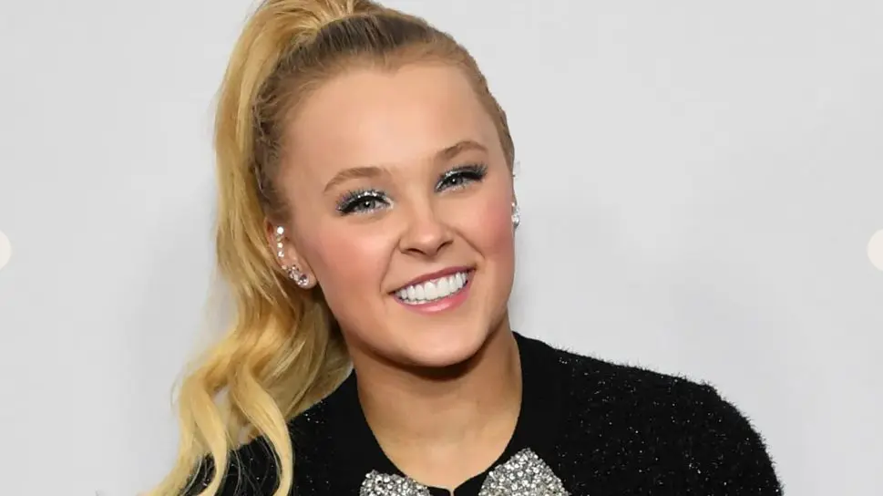 Jojo Siwa Plans Triplets through Surrogacy as a Gay Mother
