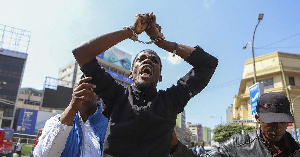 Kenya Cuts Budget 1.9%, Widens Fiscal Deficit as Ruto Concedes