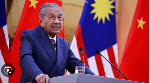 Mahathir Mohamad Hospitalized for Continuous Coughing