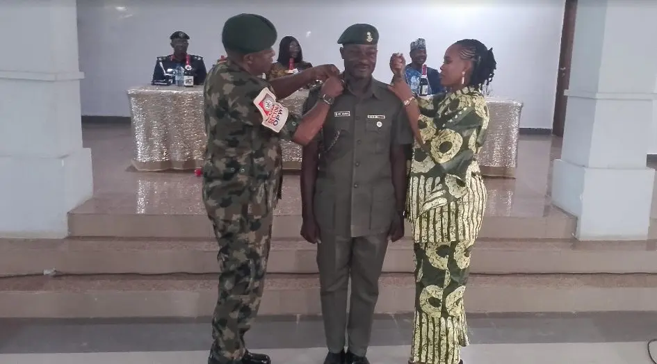Nigerian Army Promotes Two Officers to New Ranks with Cautioning