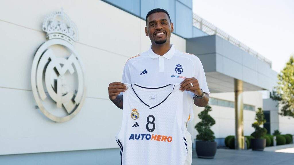 Real Madrid Signs Xavier Rathan Mayes from Enisey for Two Seasons