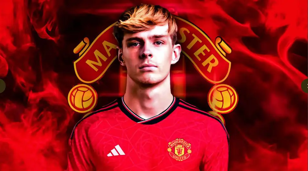 Toby Collyer Signs New Contract with Manchester United until 2027