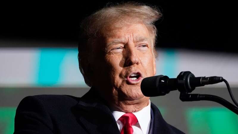 Trump Campaigns Against Harris, Ties Her to Biden's Immigration Policy