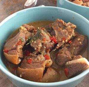 Uber Driver Lures Passengers With Pepper Soup Gets Car Stolen 300x291