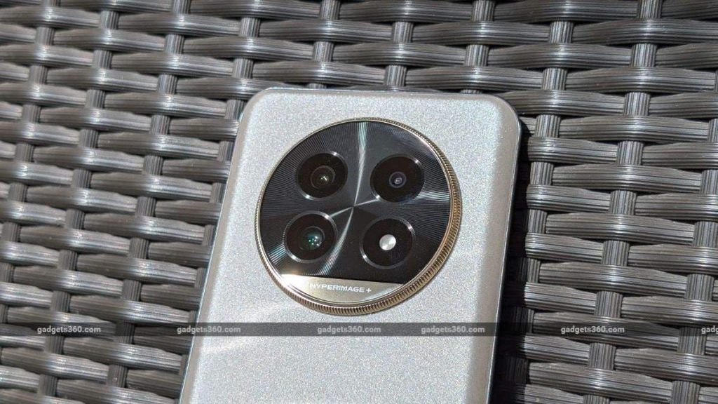 Realme 13 Pro+ AI Camera: Eraser & Ultra Clarity Features