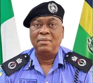 AIG Olatoye Durosinmi Retired After 35 Years Of Service 300x267