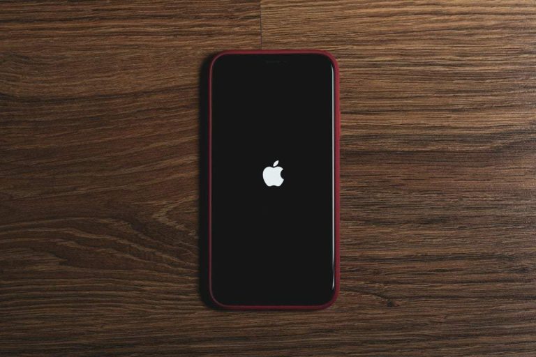 Apple's Antitrust Trouble: India's CCI Orders Recall of Reports Amid