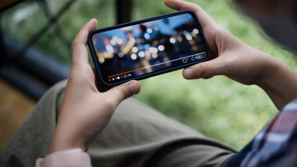 Boredom's Big Lie: How Digital Switching Can Amplify Your Boredom
