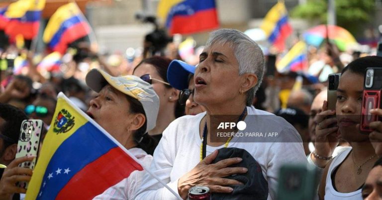 EU Rejects Venezuela's Re Election Results, Calls for Verification
